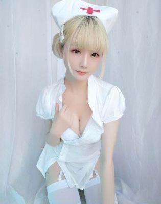 大胸秘书_高清在线视频观看